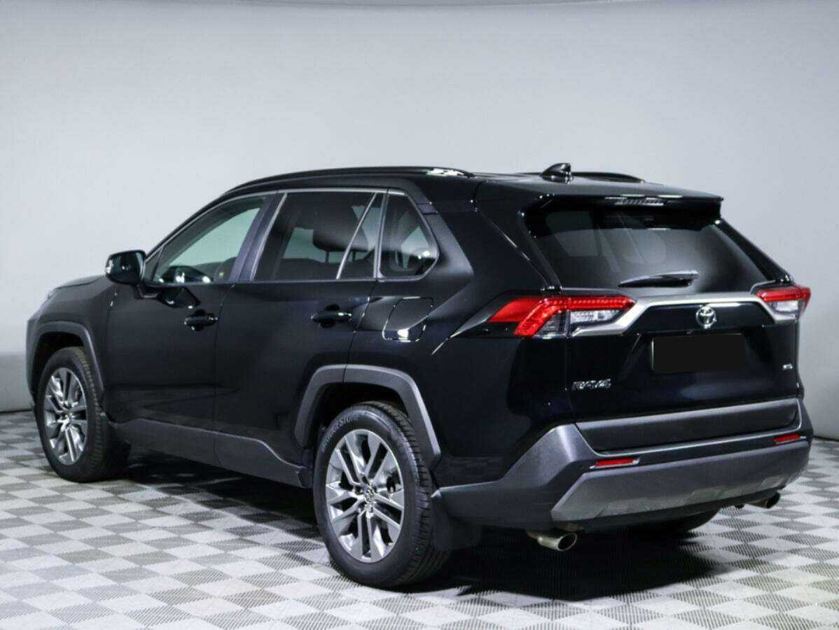 Toyota RAV4 2022 года с пробегом. Фото: #5