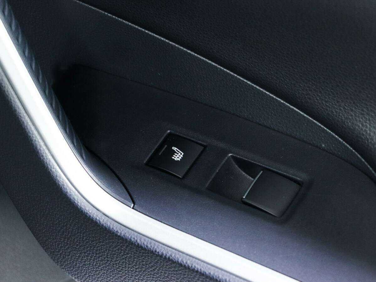 Toyota RAV4 2022 года с пробегом. Фото: #13