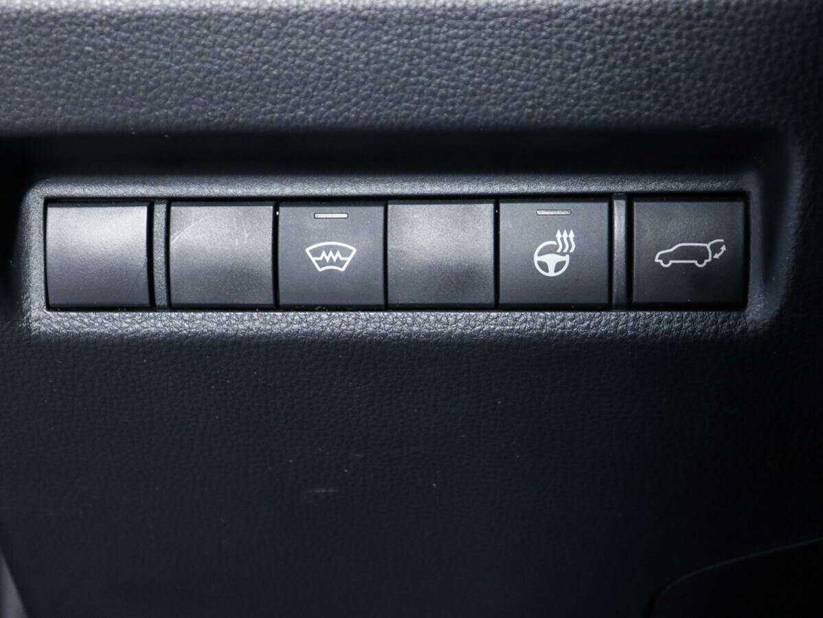 Toyota RAV4 2022 года с пробегом. Фото: #17