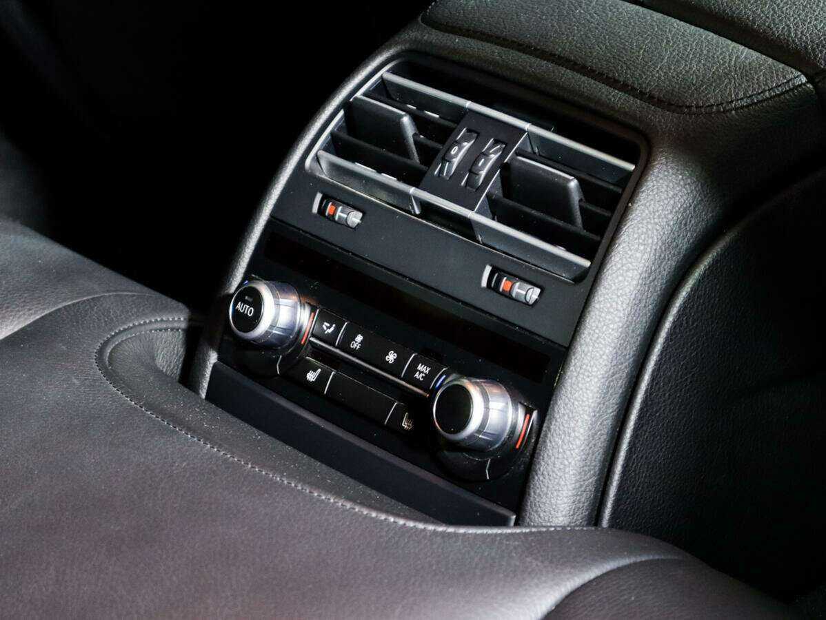 BMW 6 серии 2018 года с пробегом. Фото: #13