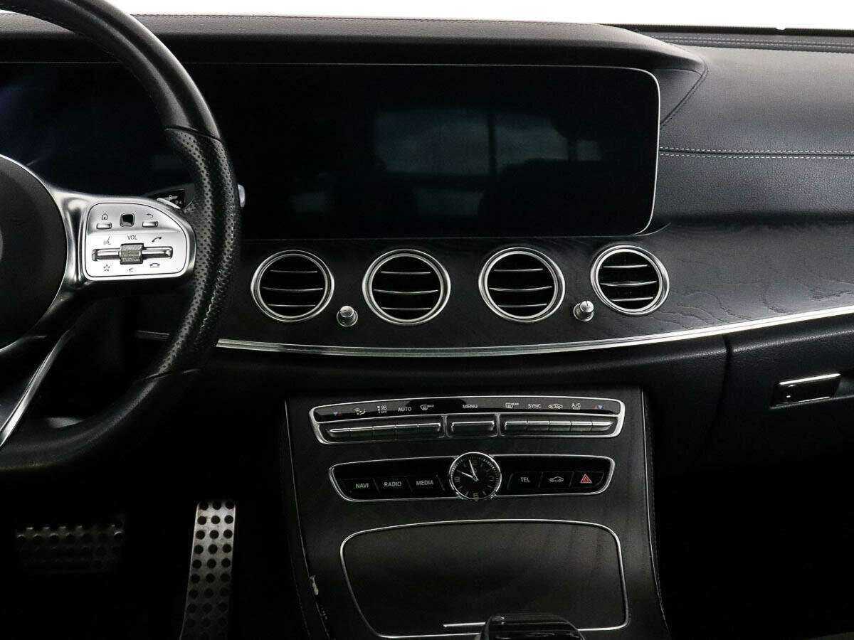 Mercedes-Benz E-Класс 2018 года с пробегом. Фото: #8