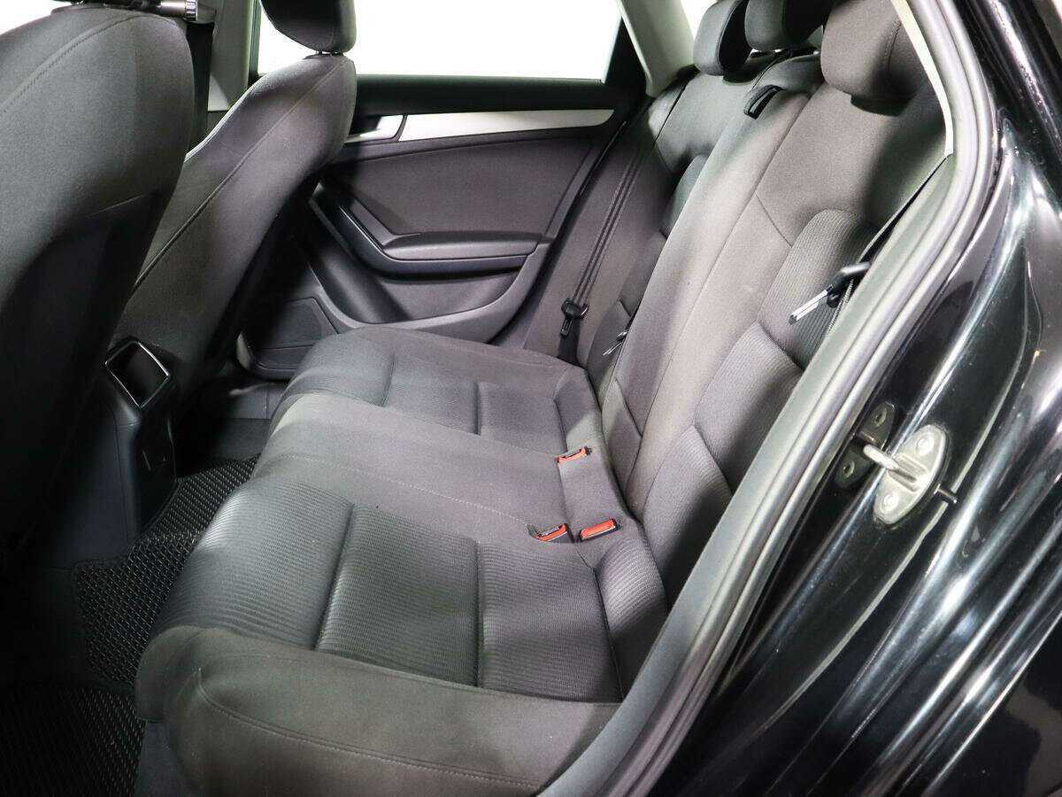 Audi A4 2010 года с пробегом. Фото: #7