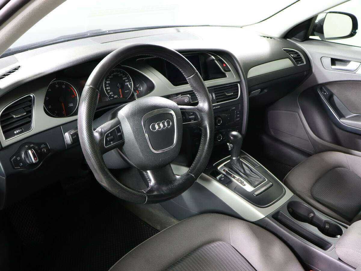 Audi A4 2010 года с пробегом. Фото: #11