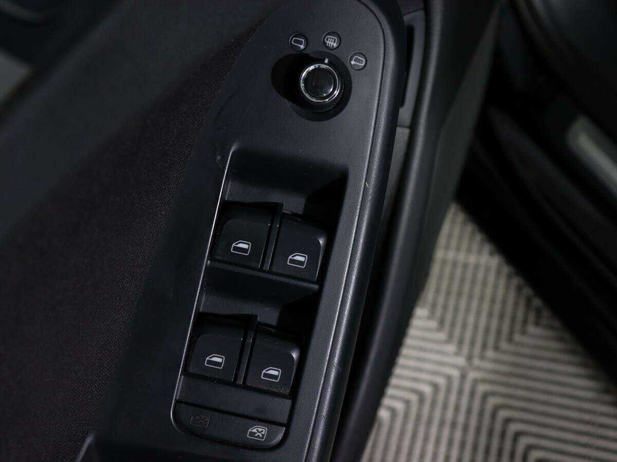 Audi A4 2010 года с пробегом. Фото: #14