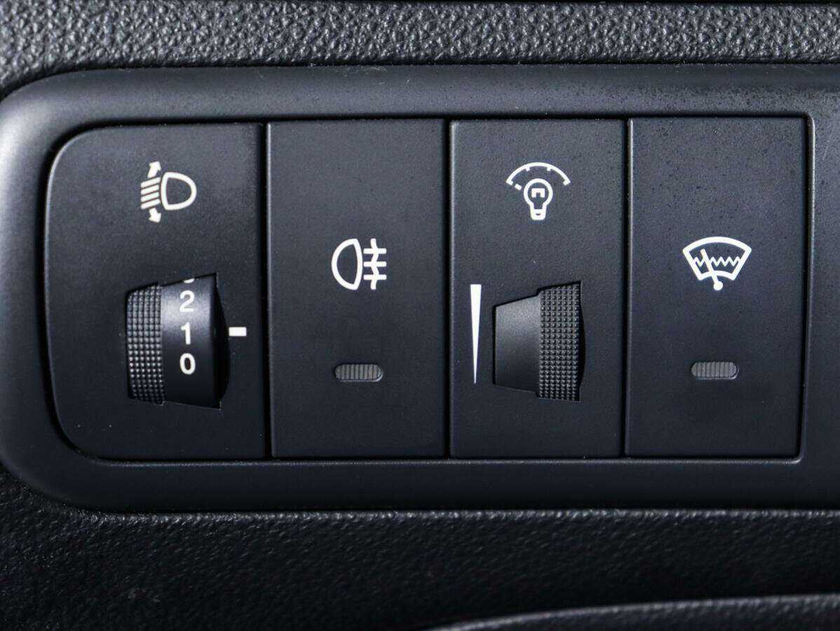 Kia Magentis 2010 года с пробегом. Фото: #12