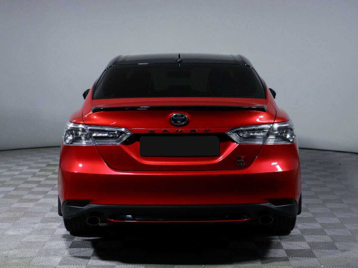 Toyota Camry 2021 года с пробегом. Фото: #5