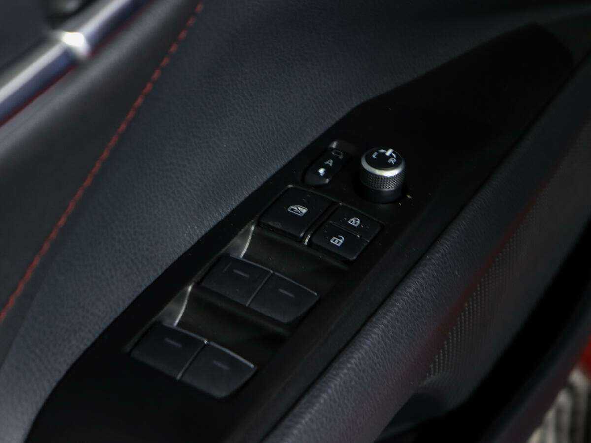 Toyota Camry 2021 года с пробегом. Фото: #18