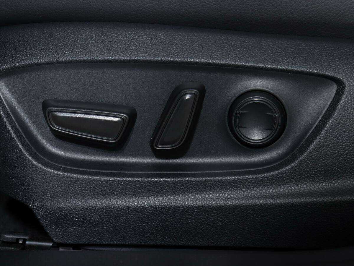 Toyota Camry 2021 года с пробегом. Фото: #19