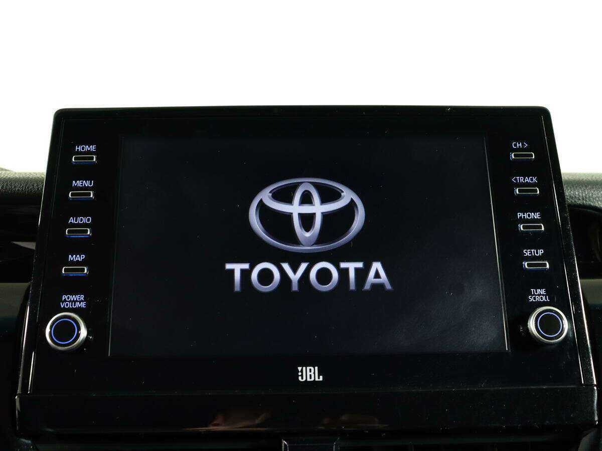 Toyota Camry 2021 года с пробегом. Фото: #26