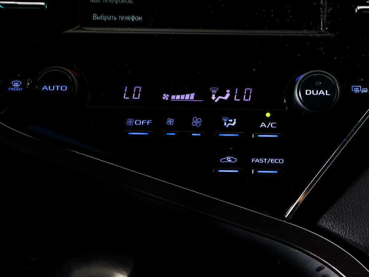 Toyota Camry 2020 года с пробегом. Фото: #15