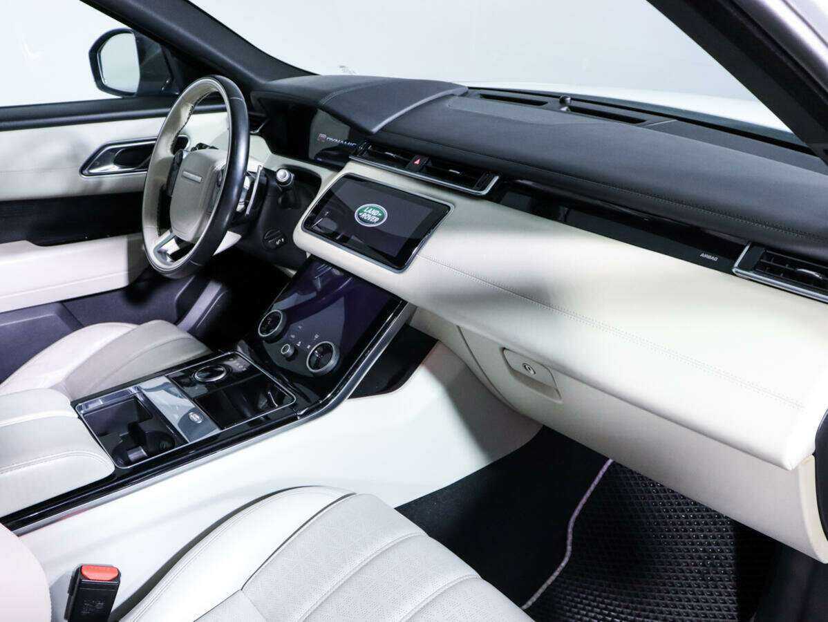 Land Rover Range Rover Velar 2018 года с пробегом. Фото: #6