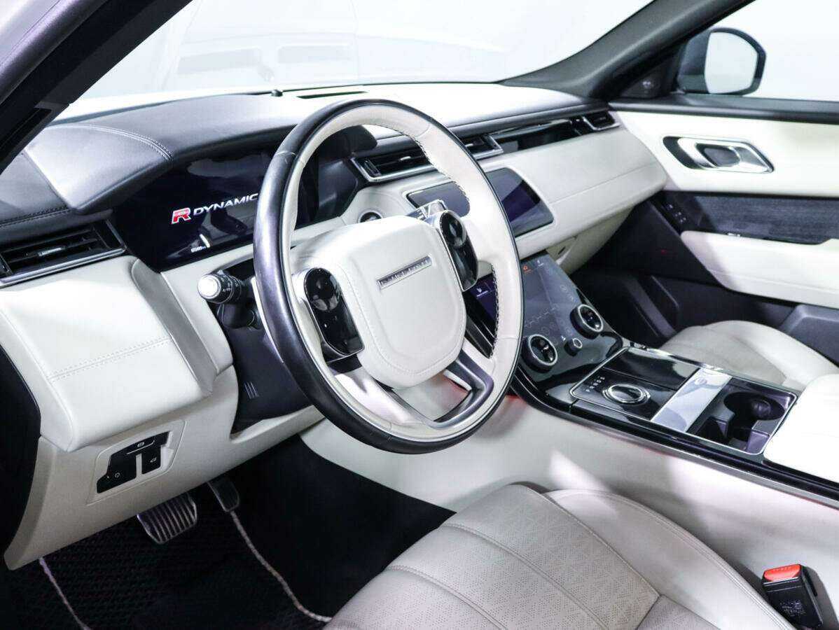 Land Rover Range Rover Velar 2018 года с пробегом. Фото: #11