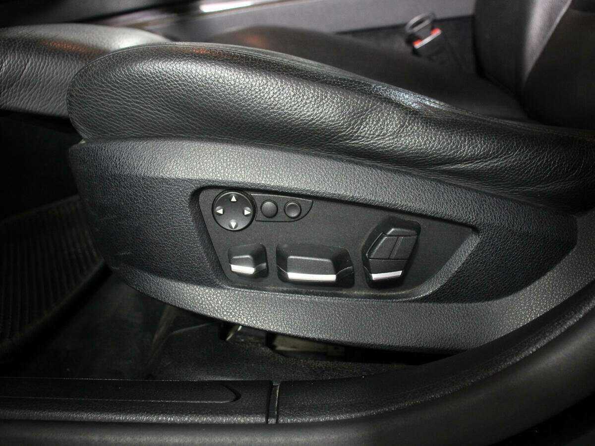 BMW 7 серии 2009 года с пробегом. Фото: #21