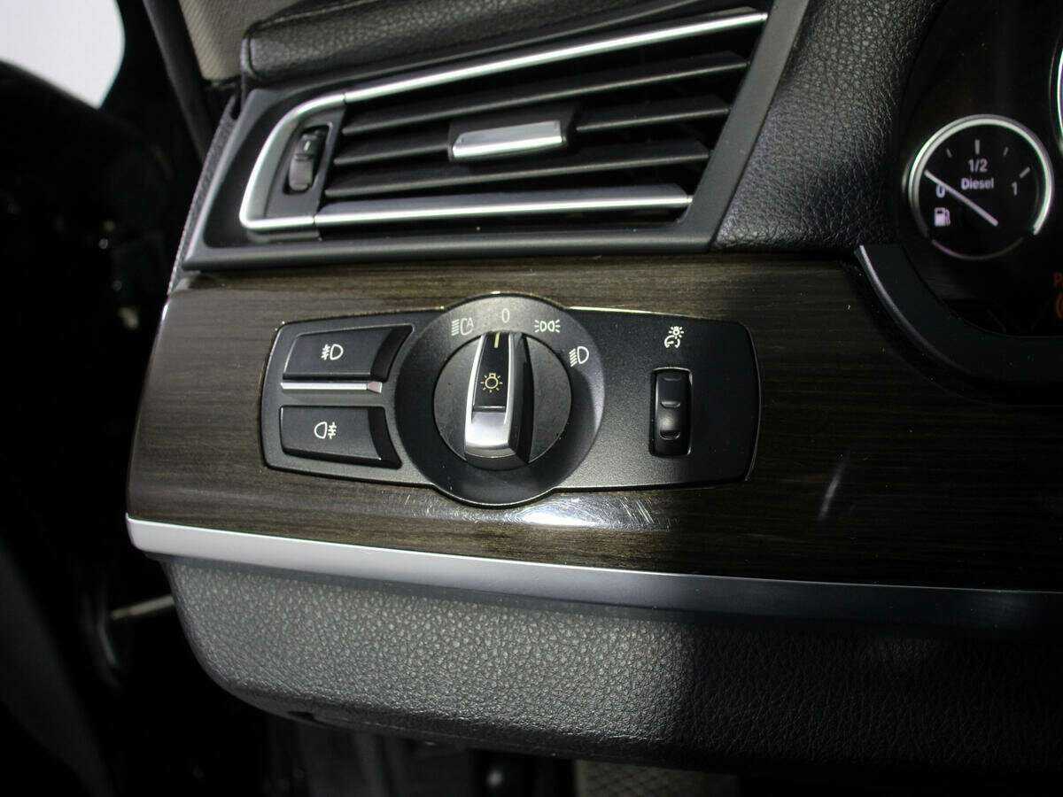 BMW 7 серии 2009 года с пробегом. Фото: #23