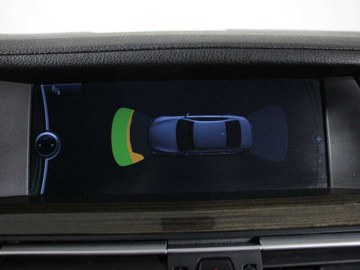 BMW 7 серии 2009 года с пробегом. Фото: #29