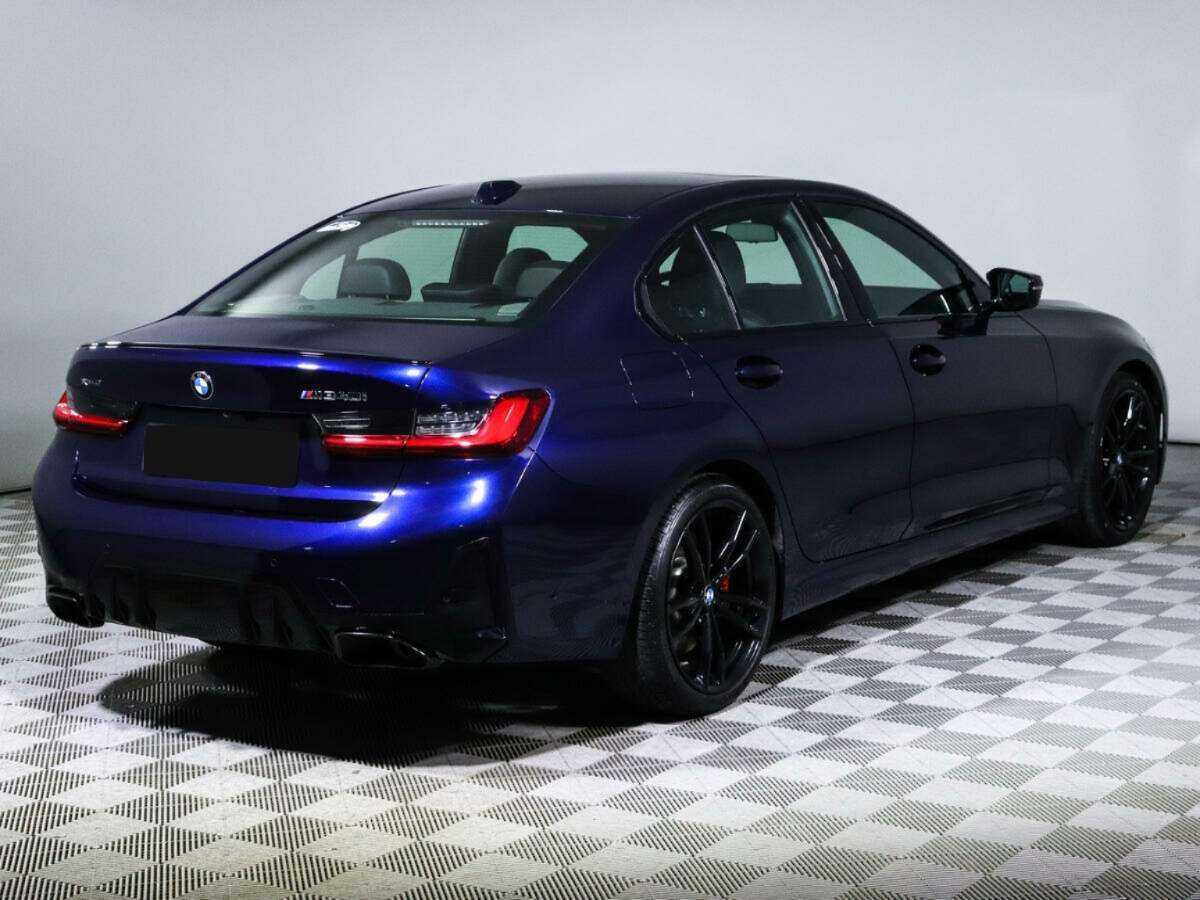 BMW 3 серии 2022 года с пробегом. Фото: #1