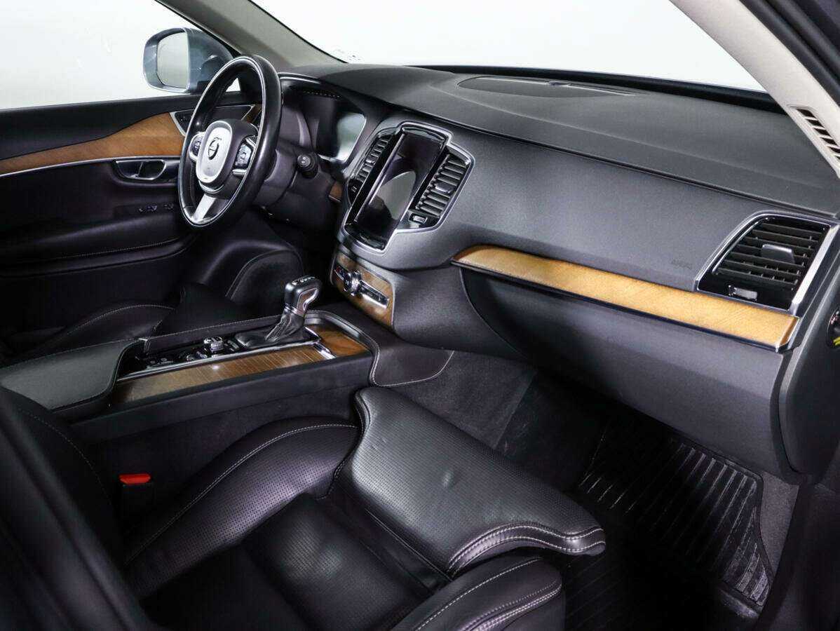 Volvo XC90 2017 года с пробегом. Фото: #7