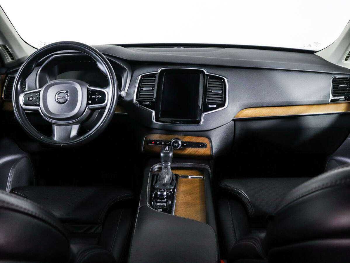 Volvo XC90 2017 года с пробегом. Фото: #10