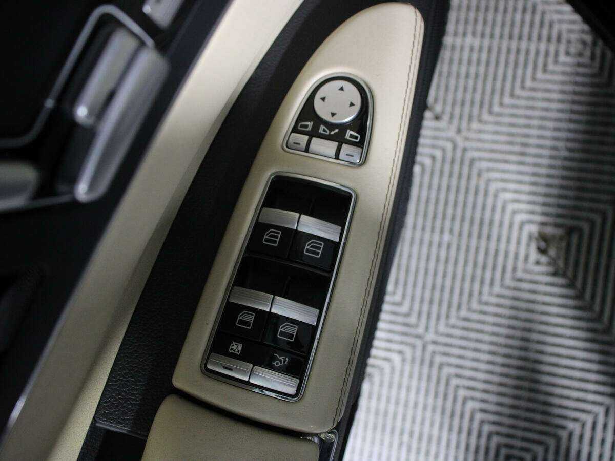 Mercedes-Benz S-Класс 2011 года с пробегом. Фото: #19