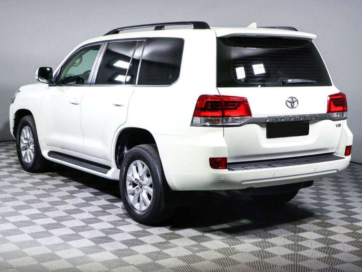 Toyota Land Cruiser 2017 года с пробегом. Фото: #5