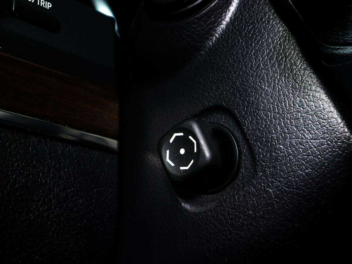 Toyota Land Cruiser 2017 года с пробегом. Фото: #23