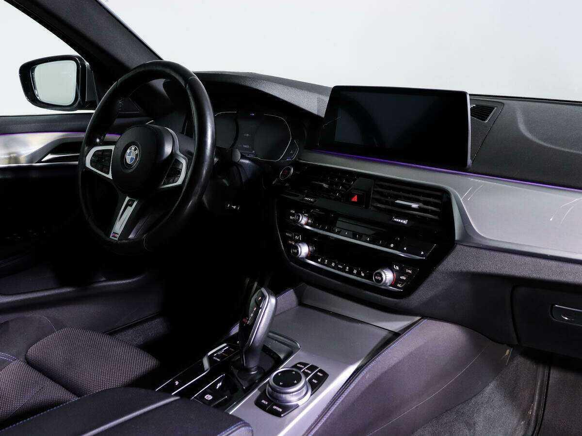 BMW 5 серии 2020 года с пробегом. Фото: #7
