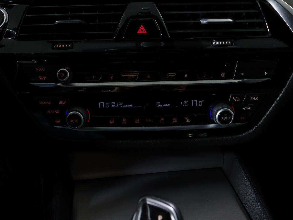 BMW 5 серии 2020 года с пробегом. Фото: #16