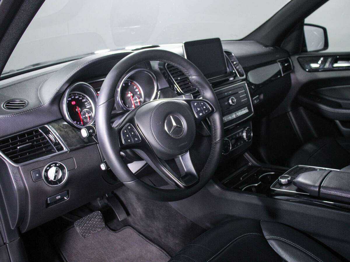 Mercedes-Benz GLS 2018 года с пробегом. Фото: #13