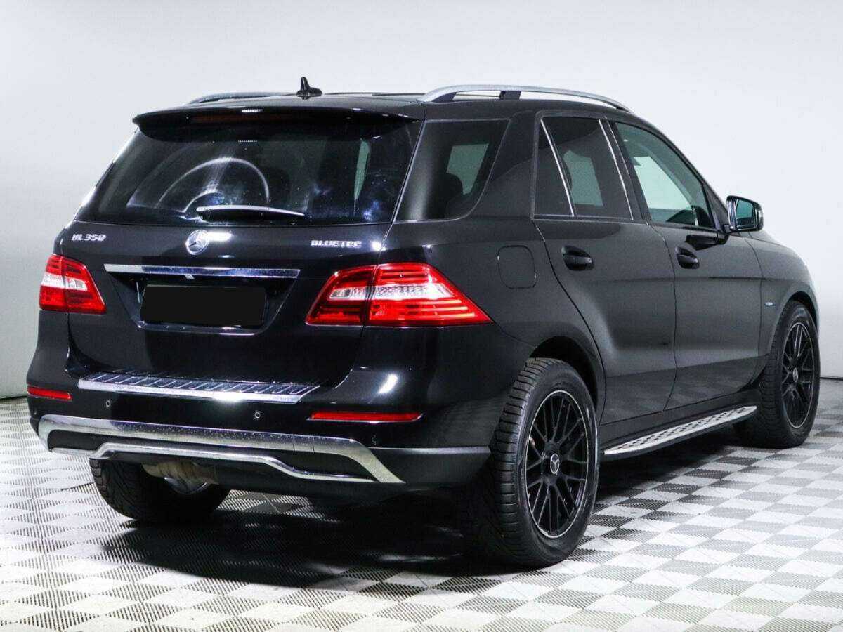 Mercedes-Benz M-Класс 2011 года с пробегом. Фото: #3