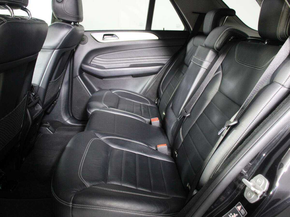 Mercedes-Benz M-Класс 2011 года с пробегом. Фото: #7