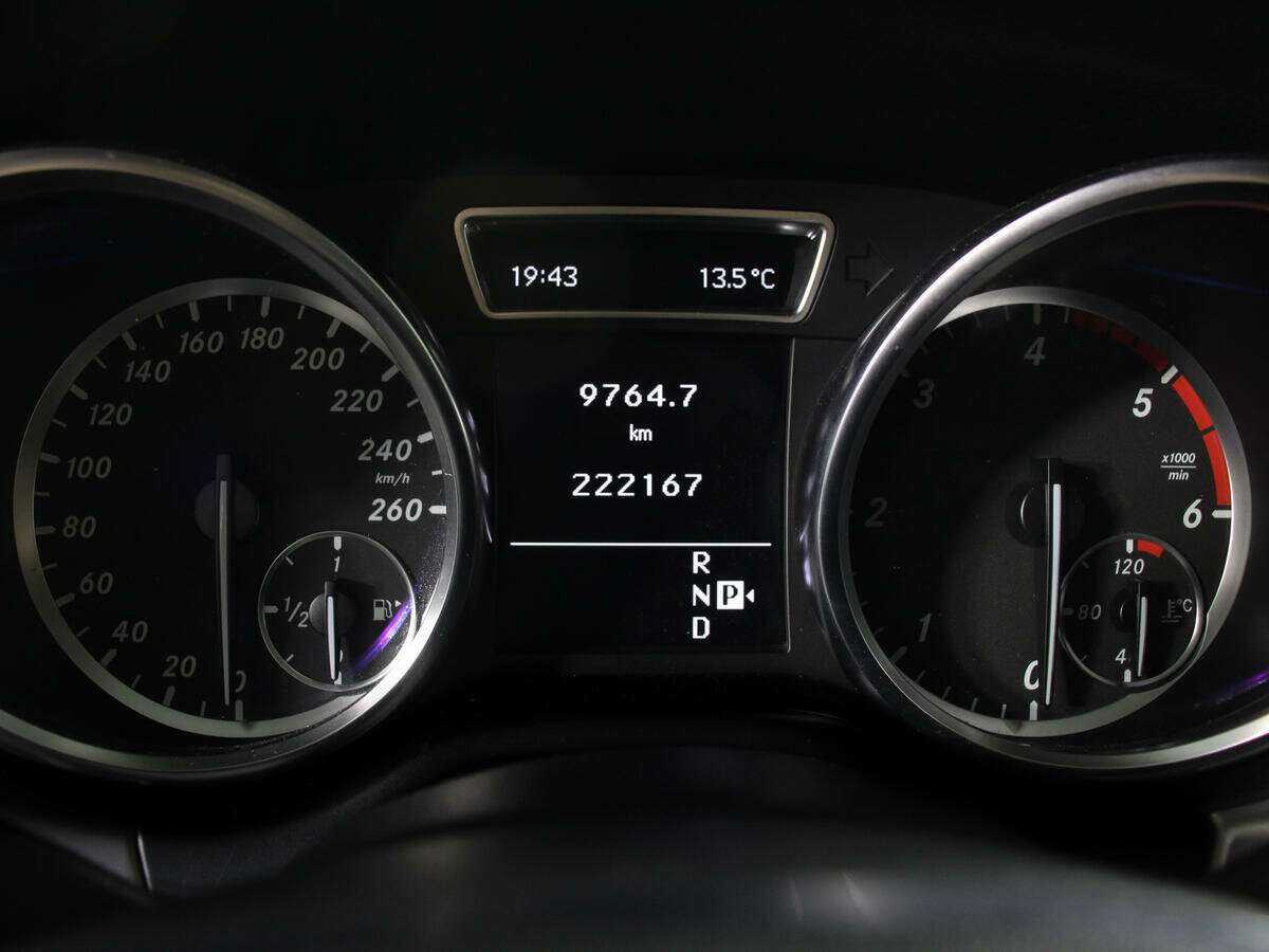 Mercedes-Benz M-Класс 2011 года с пробегом. Фото: #8