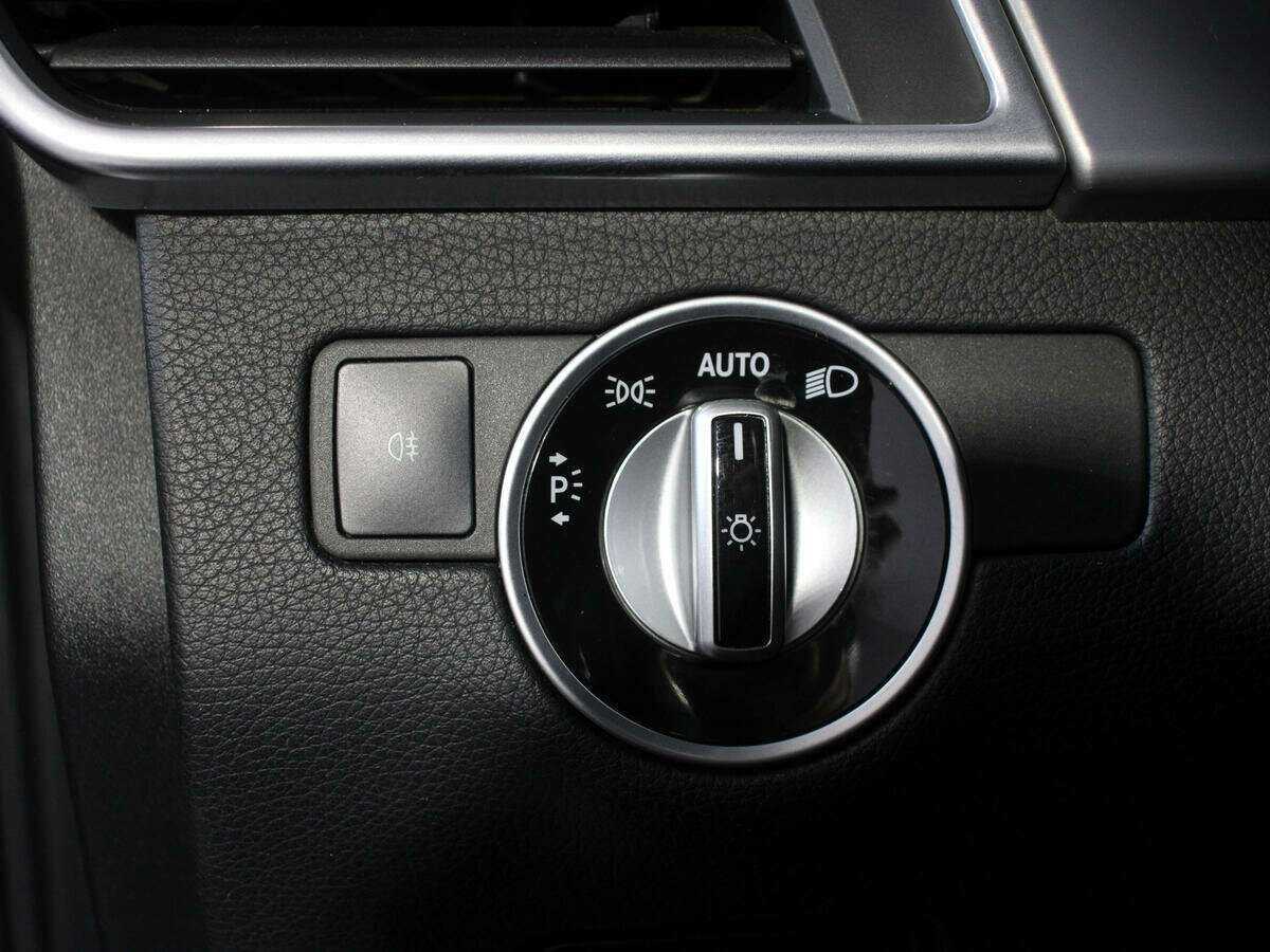 Mercedes-Benz M-Класс 2011 года с пробегом. Фото: #18