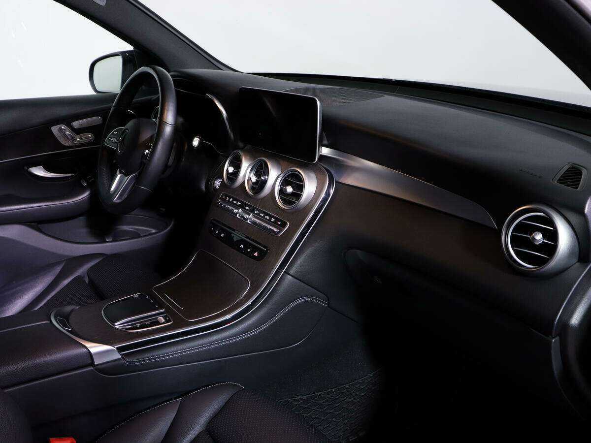 Mercedes-Benz GLC 2020 года с пробегом. Фото: #6