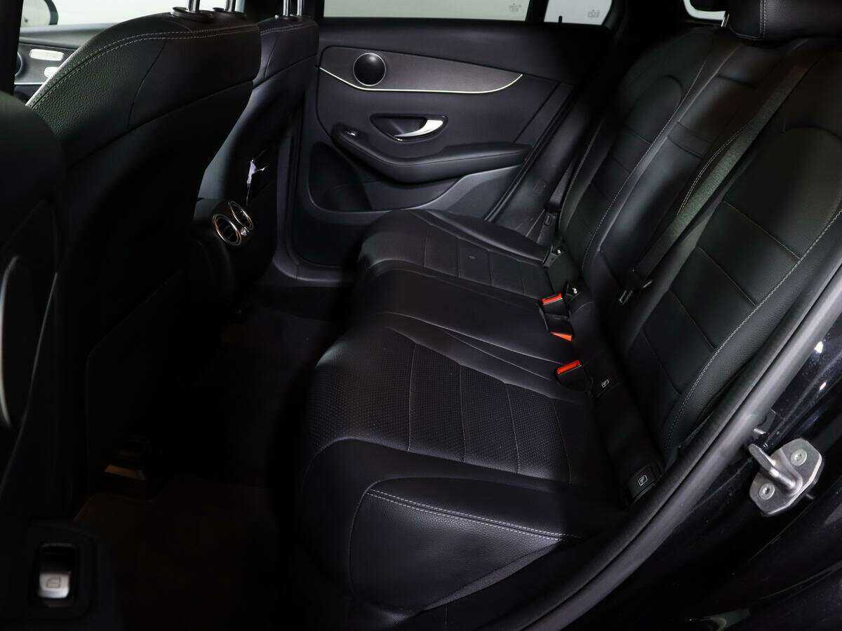 Mercedes-Benz GLC 2020 года с пробегом. Фото: #7