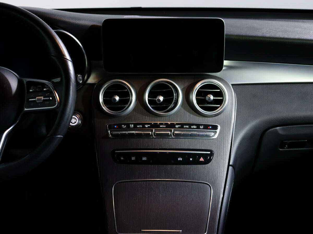 Mercedes-Benz GLC 2020 года с пробегом. Фото: #10