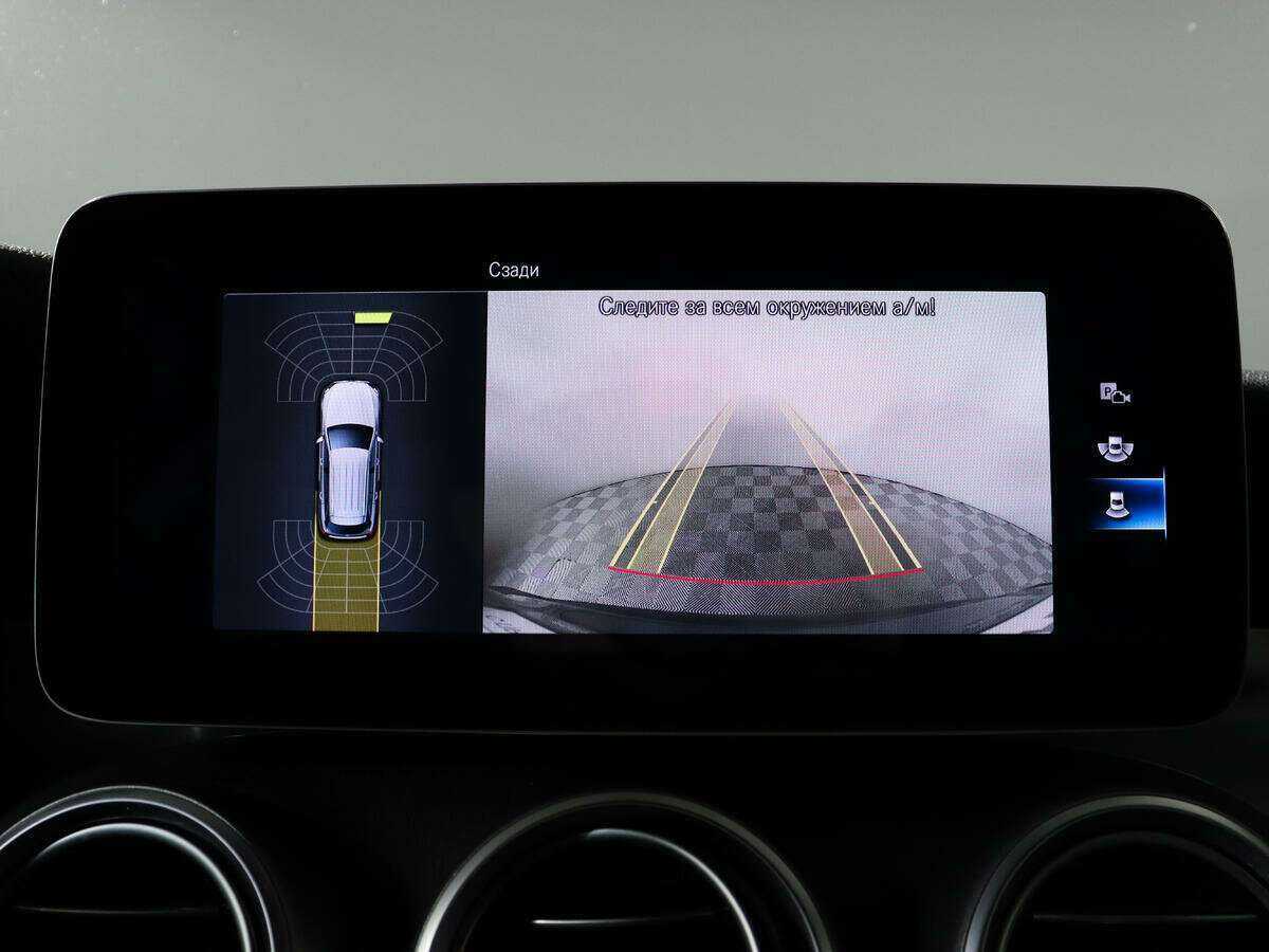 Mercedes-Benz GLC 2020 года с пробегом. Фото: #12