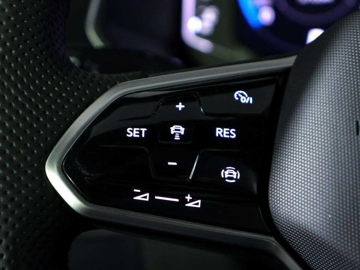 Volkswagen Tiguan 2021 года с пробегом. Фото: #21