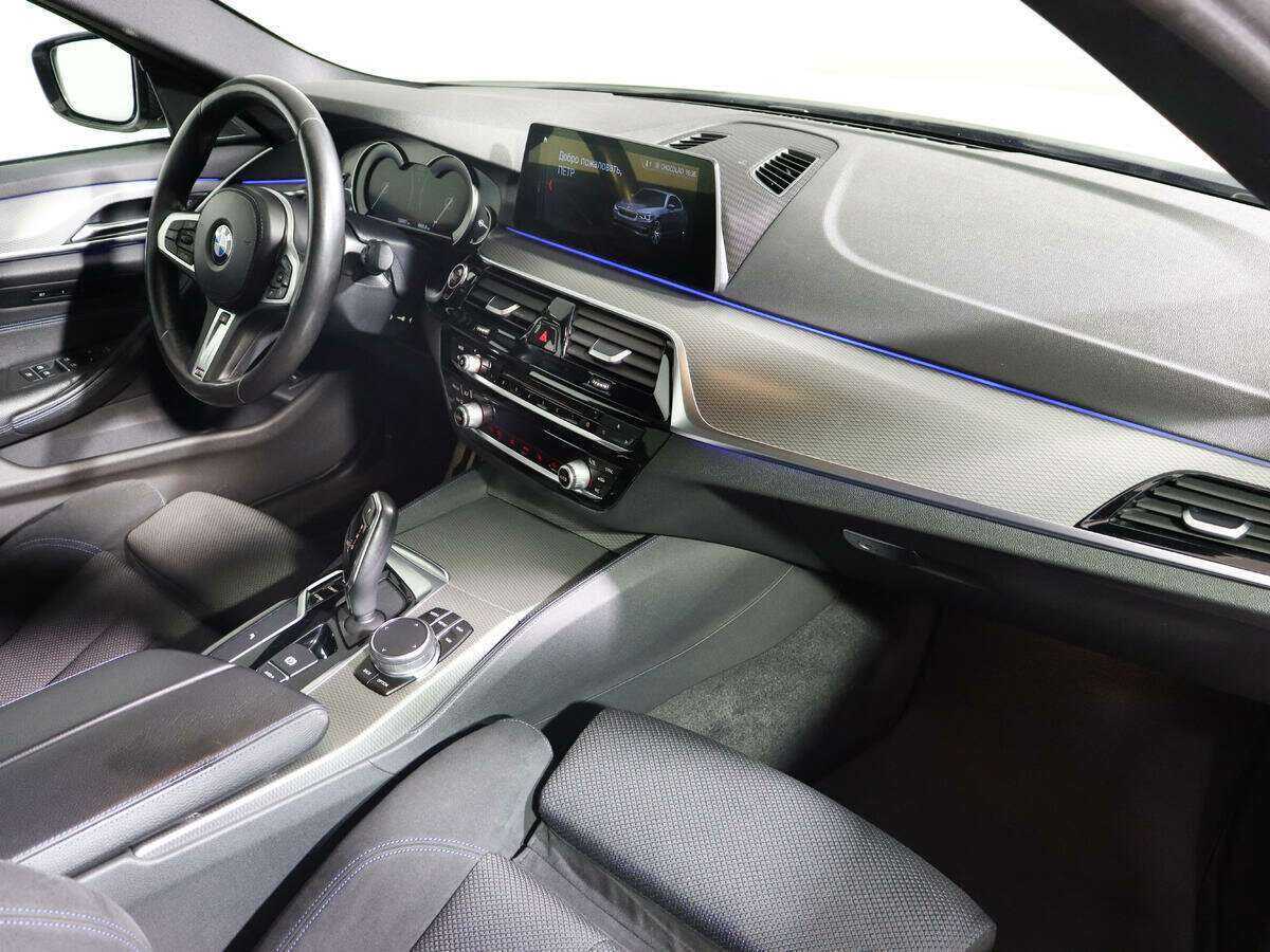 BMW 5 серии 2018 года с пробегом. Фото: #5