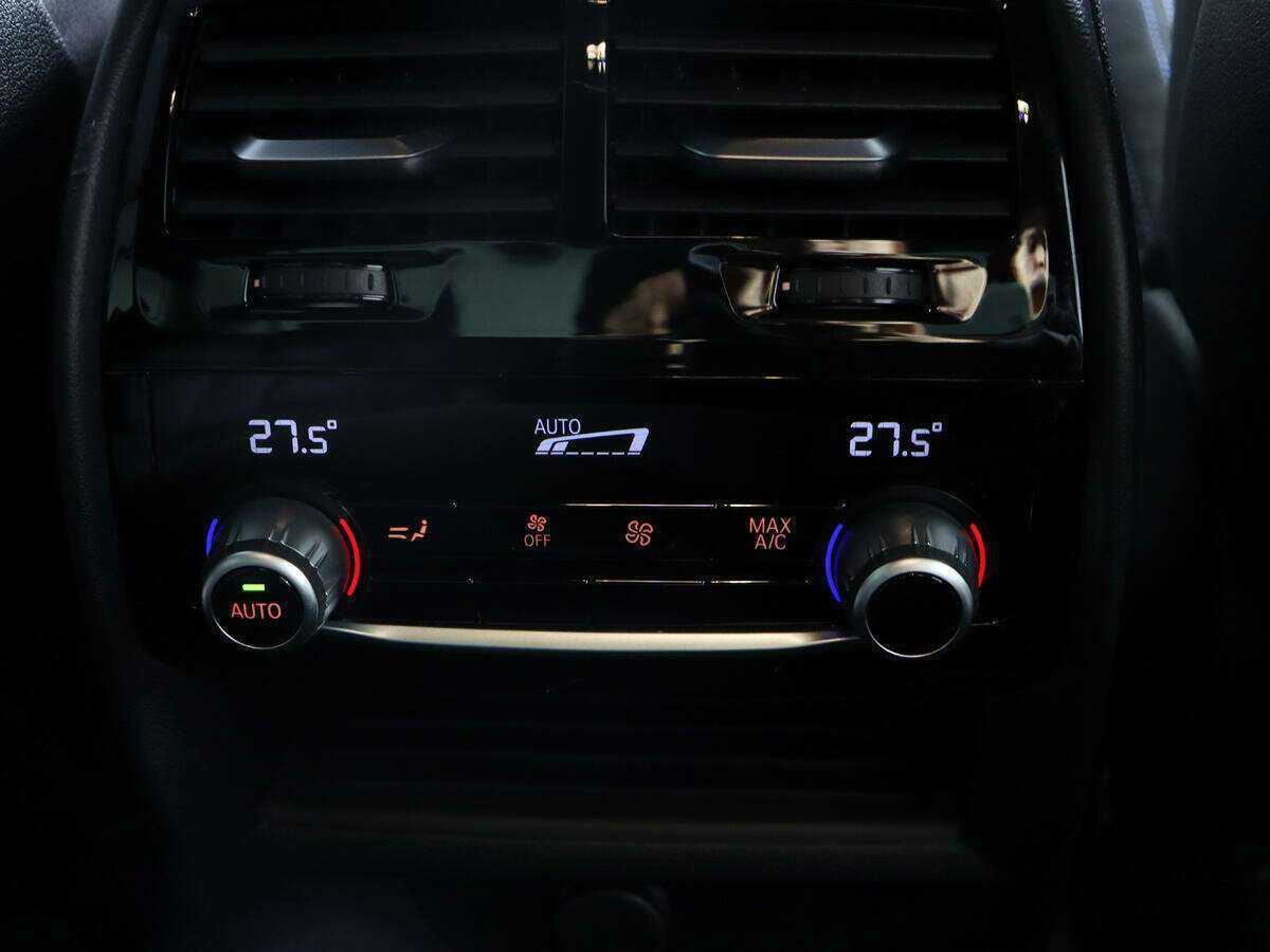 BMW 5 серии 2018 года с пробегом. Фото: #12