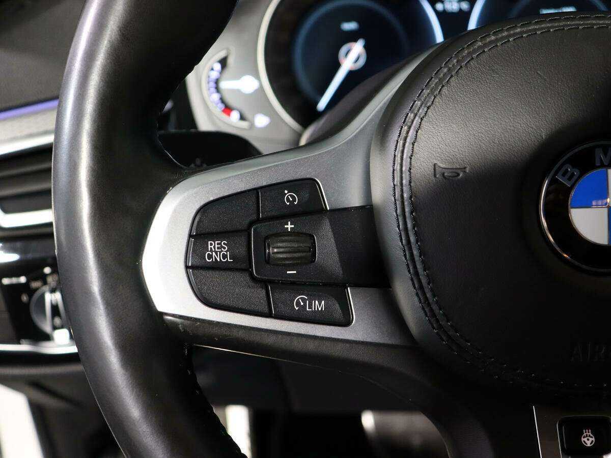 BMW 5 серии 2018 года с пробегом. Фото: #19