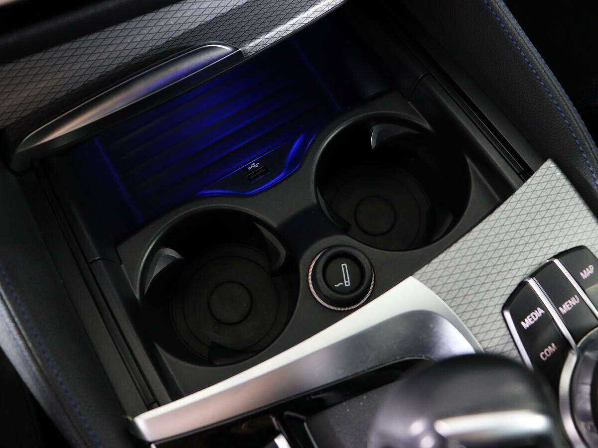 BMW 5 серии 2018 года с пробегом. Фото: #24