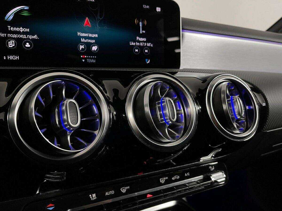 Mercedes-Benz A-Класс AMG 2019 года с пробегом. Фото: #11