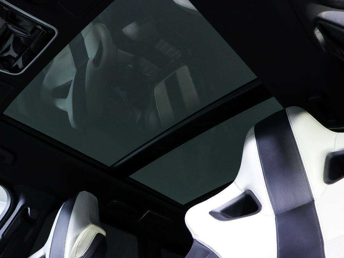 Land Rover Range Rover Sport 2015 года с пробегом. Фото: #12