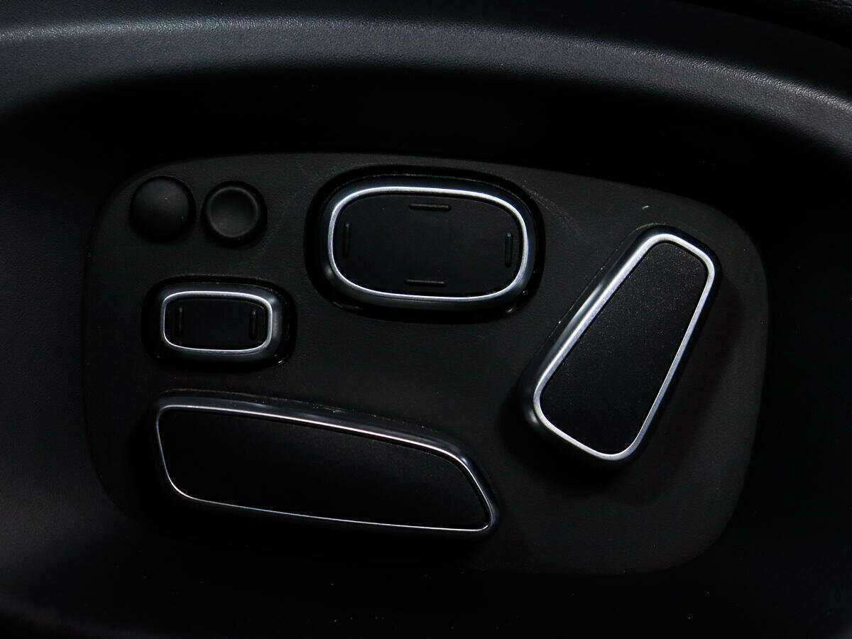 Land Rover Range Rover Sport 2015 года с пробегом. Фото: #20