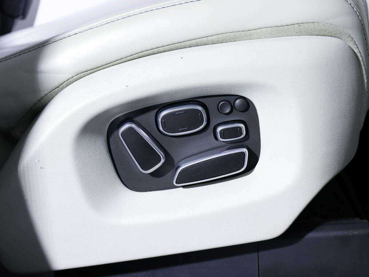 Land Rover Range Rover 2012 года с пробегом. Фото: #14