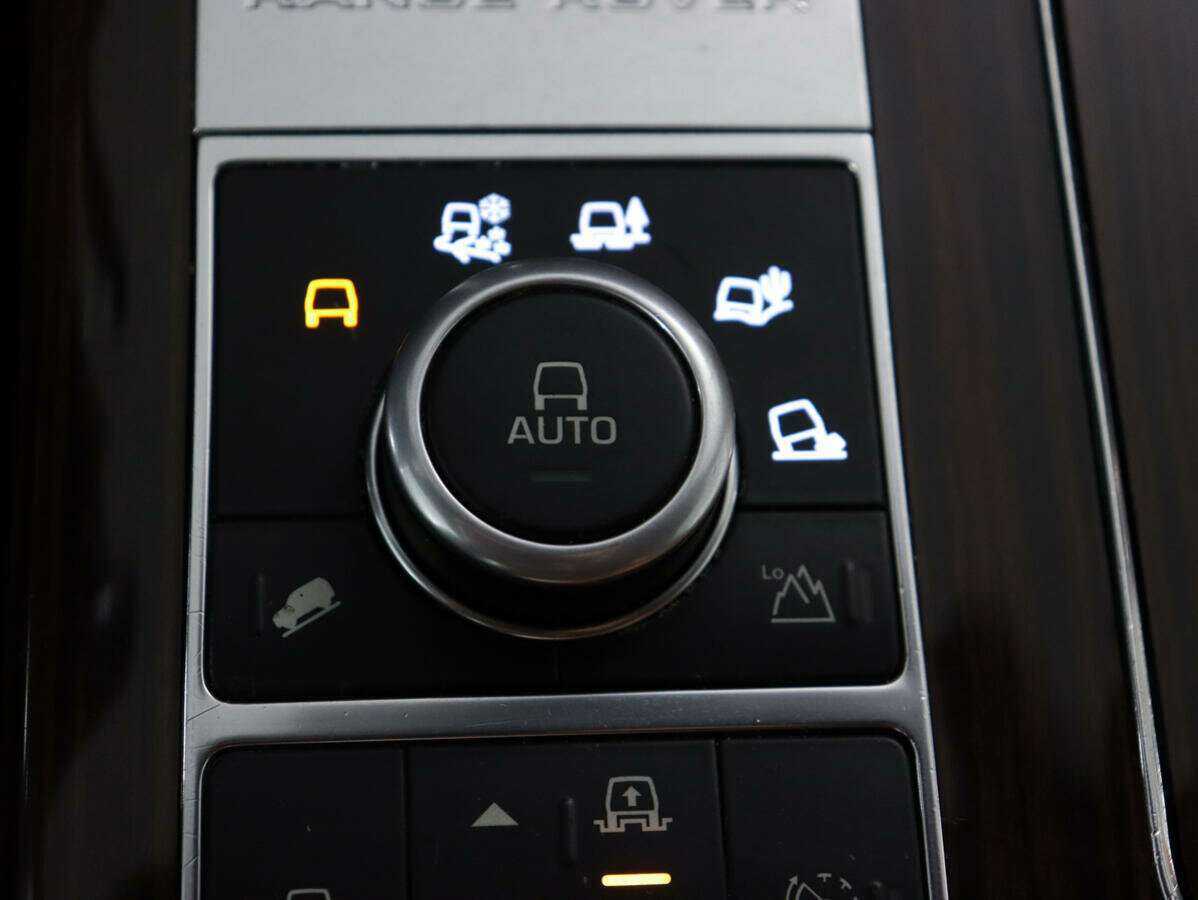 Land Rover Range Rover 2013 года с пробегом. Фото: #19