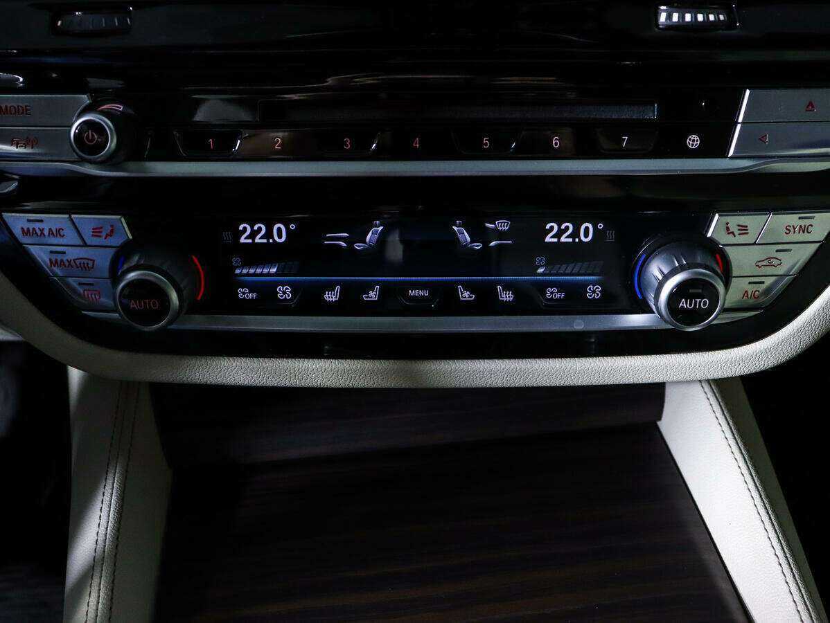 BMW 5 серии 2018 года с пробегом. Фото: #17