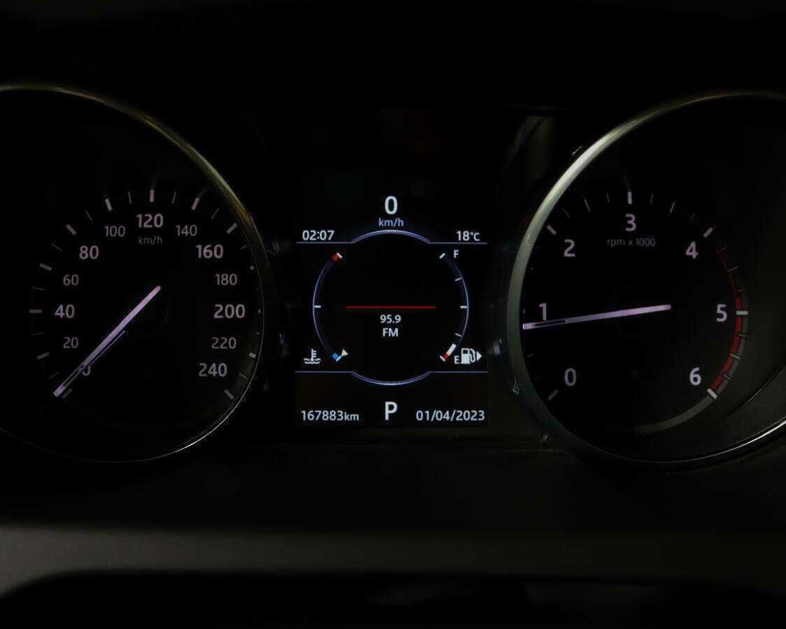 Land Rover Discovery Sport 2017 года с пробегом. Фото: #7