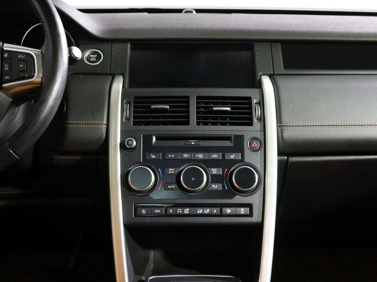 Land Rover Discovery Sport 2017 года с пробегом. Фото: #9