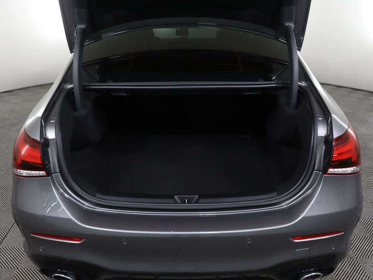 Mercedes-Benz A-Класс AMG 2020 года с пробегом. Фото: #7